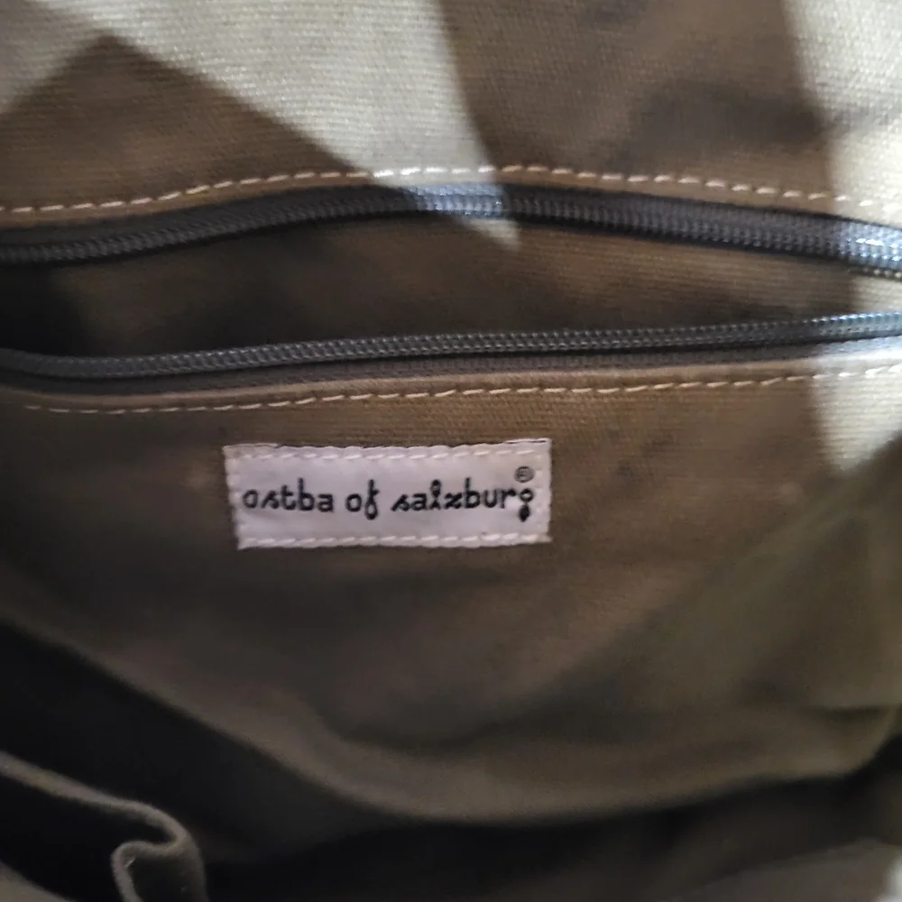 Ostba of Saltzburg vintage hobo bag